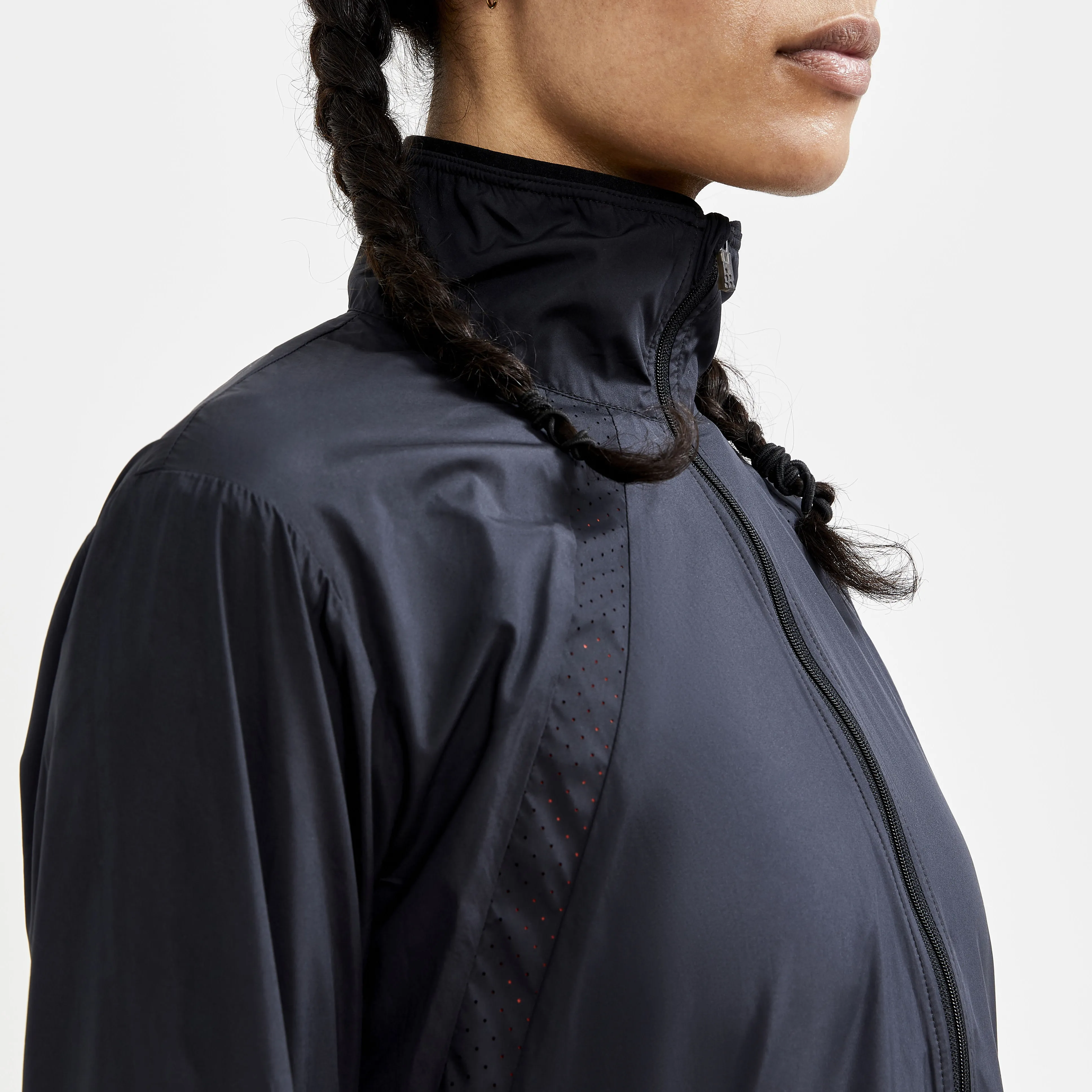 Craft Women's Adv Essence Wind Jacket Black | Buy Craft Women's Adv Essence Wind Jacket Black here | Outnorth