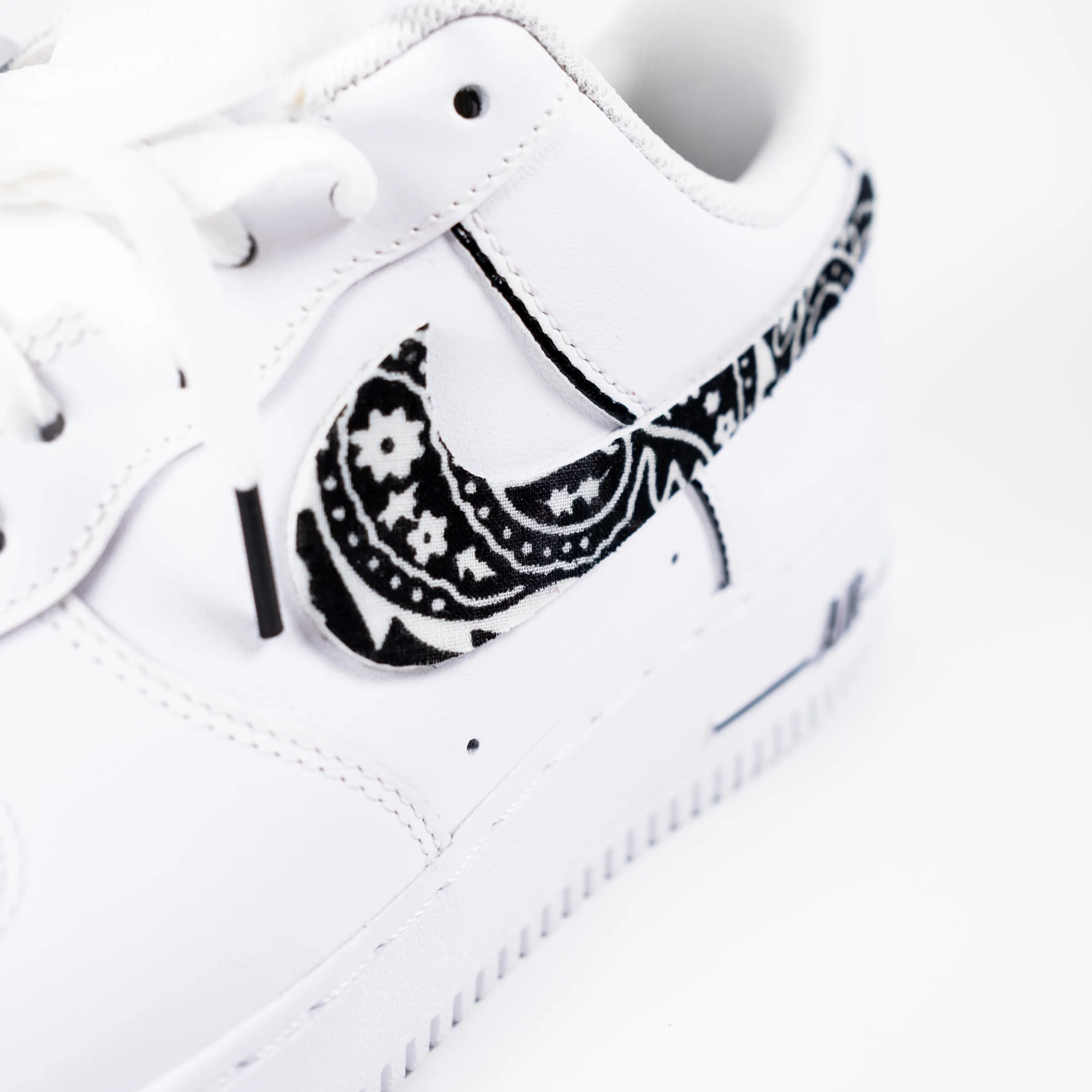 Nike Air Force 1 White Custom 'Black Bandana' Edition