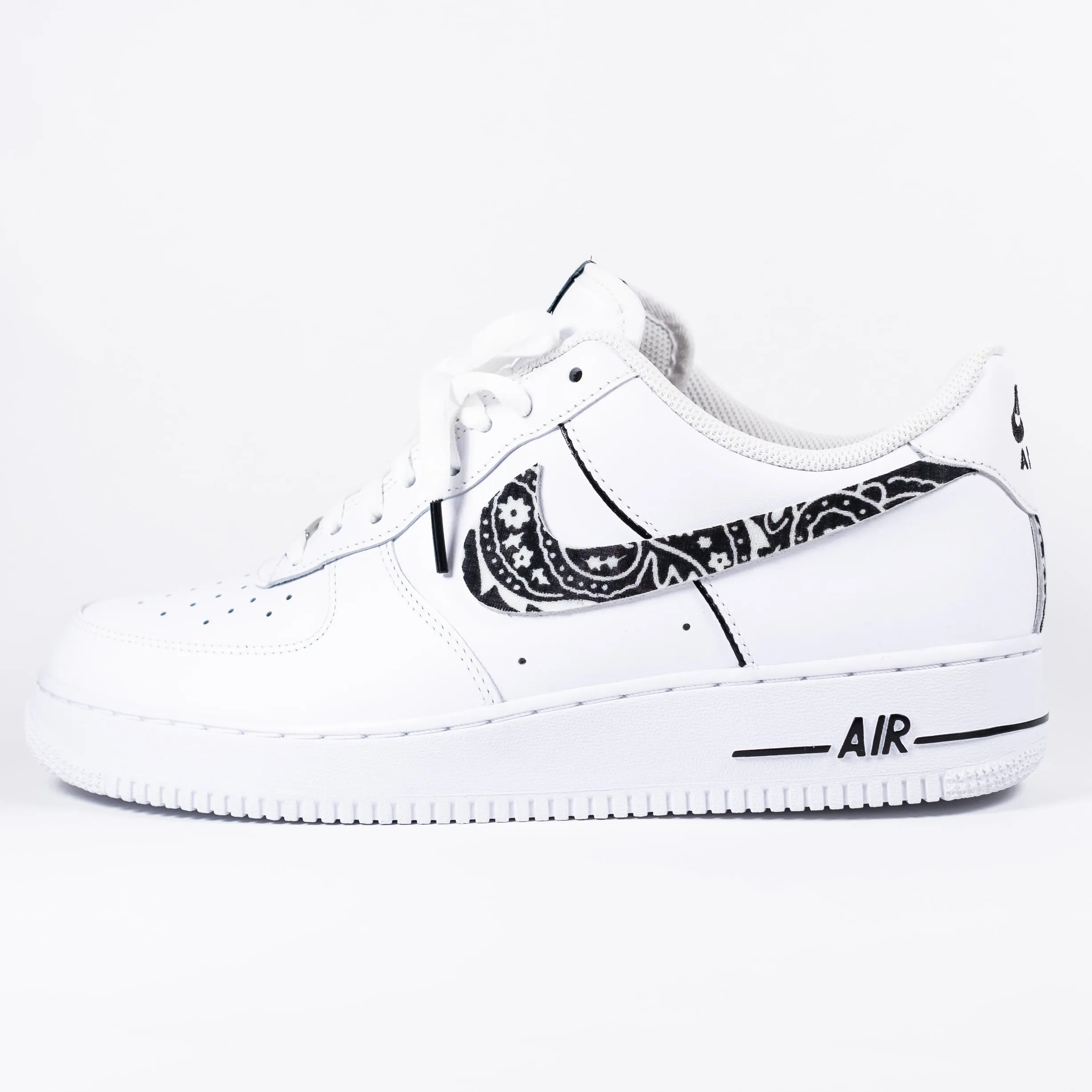 Nike Air Force 1 White Custom 'Black Bandana' Edition