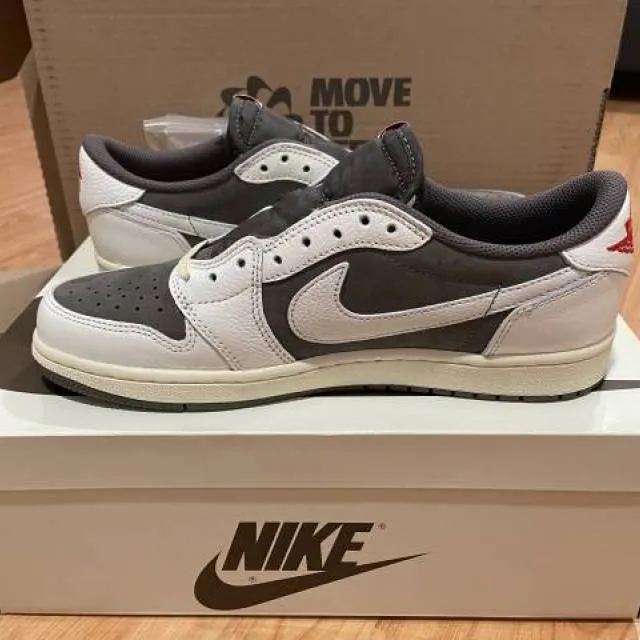 Nike air jordan 1 low og sp x travis scott 