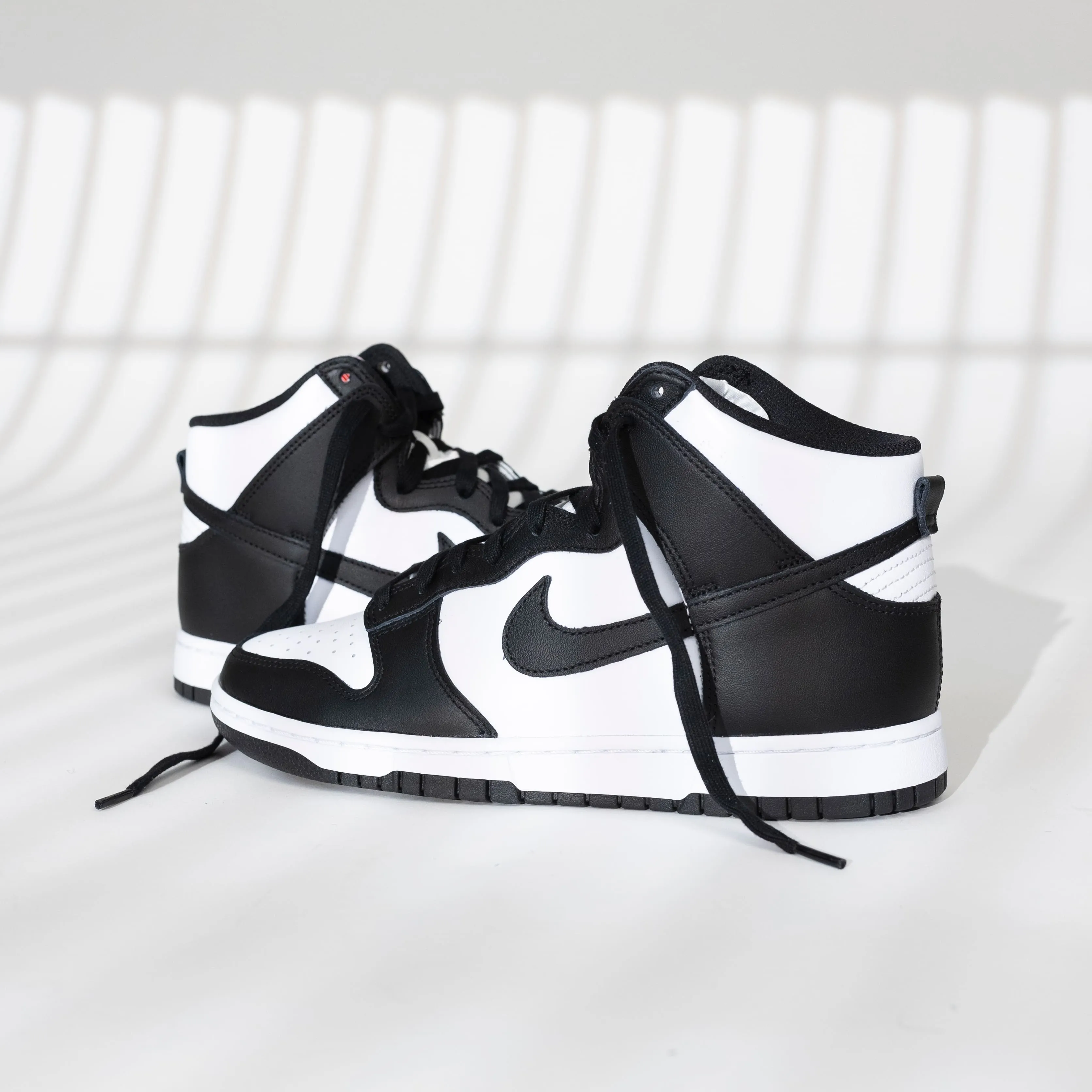 Nike Dunk High Panda (2021)