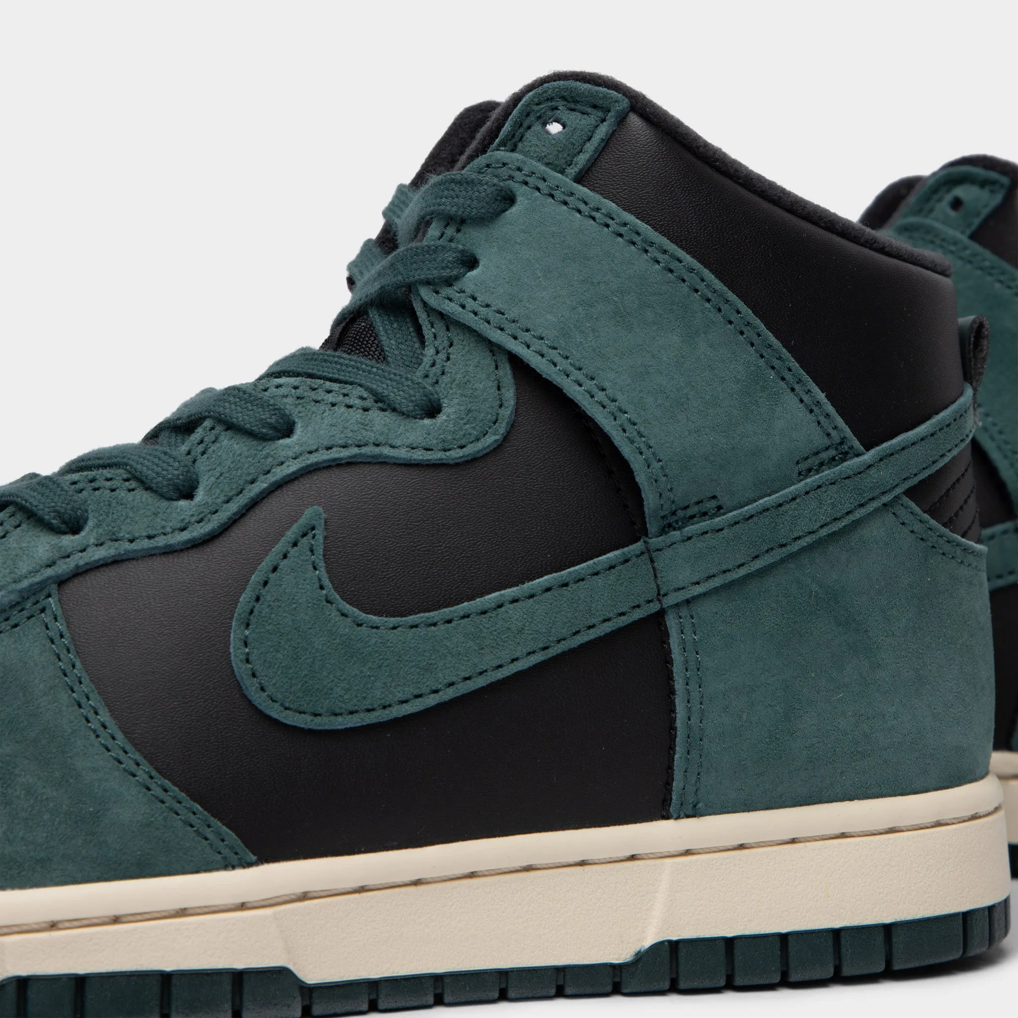 Nike Dunk High Retro PRM Black / Faded Spruce - Light Cream