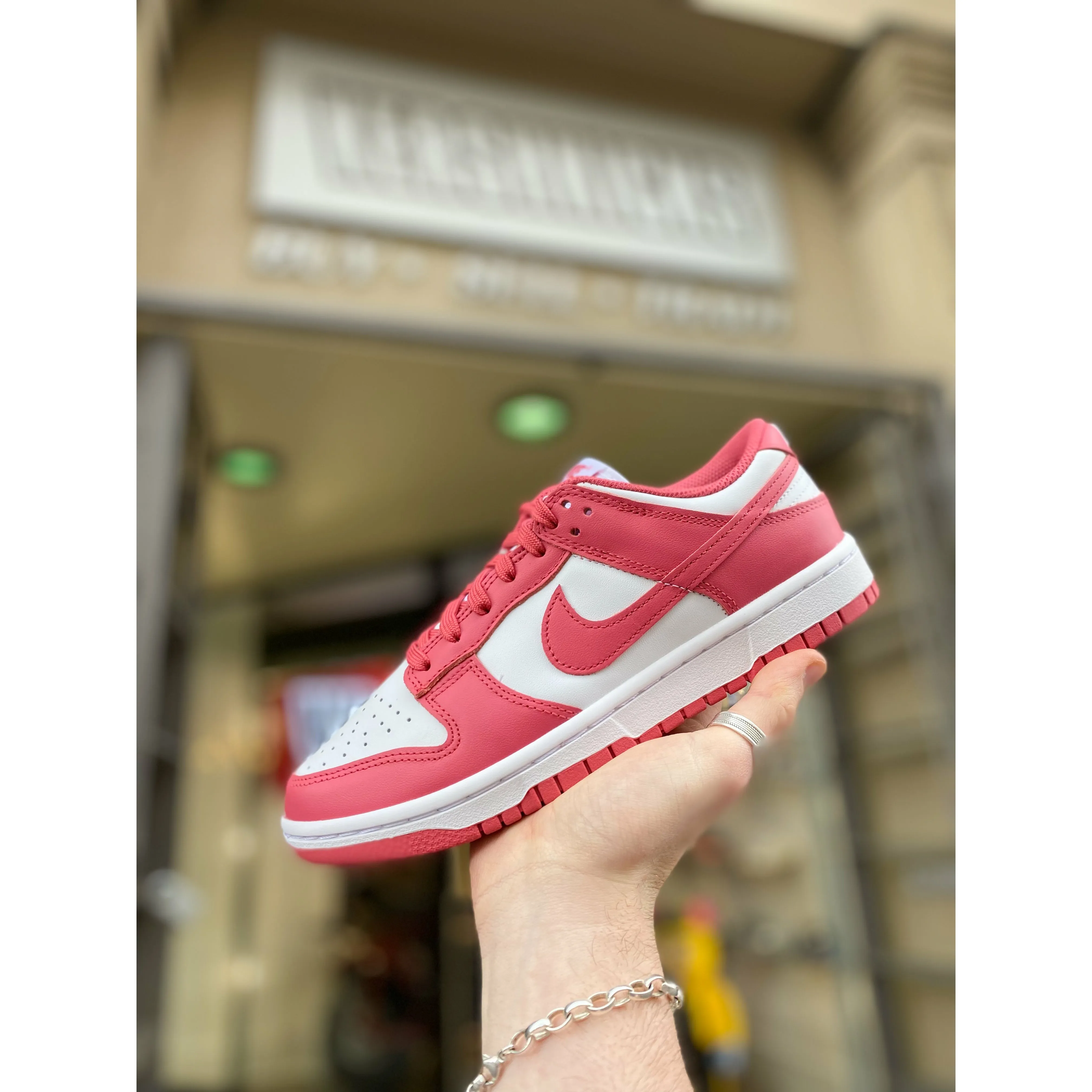 Nike Dunk Low Archeo Pink (W)