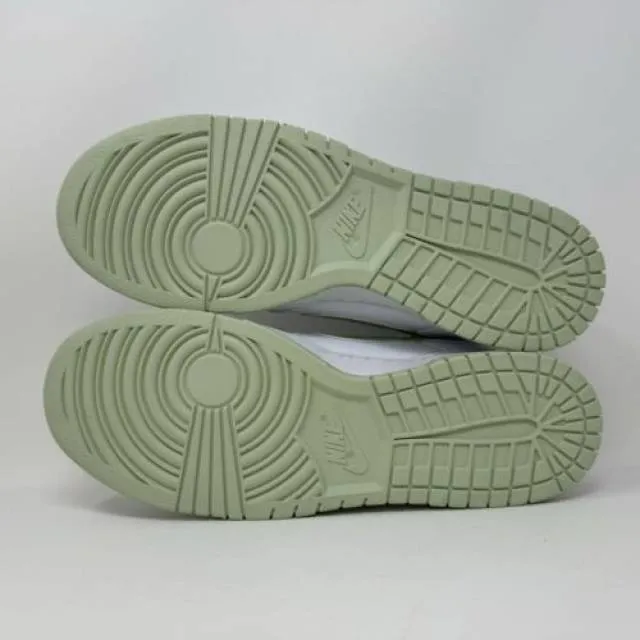 Nike Dunk Low Honeydew White Green Men's Size 11.5 Women...