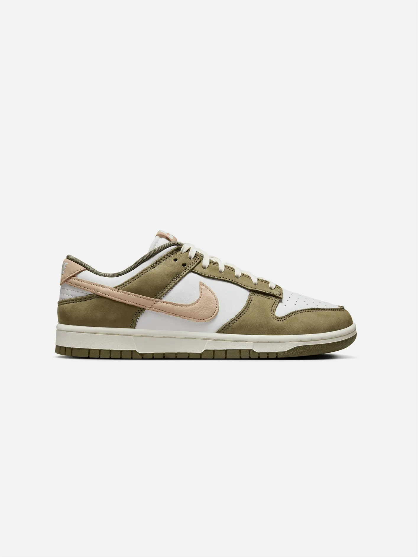 NIKE Dunk Low Retro Premium 