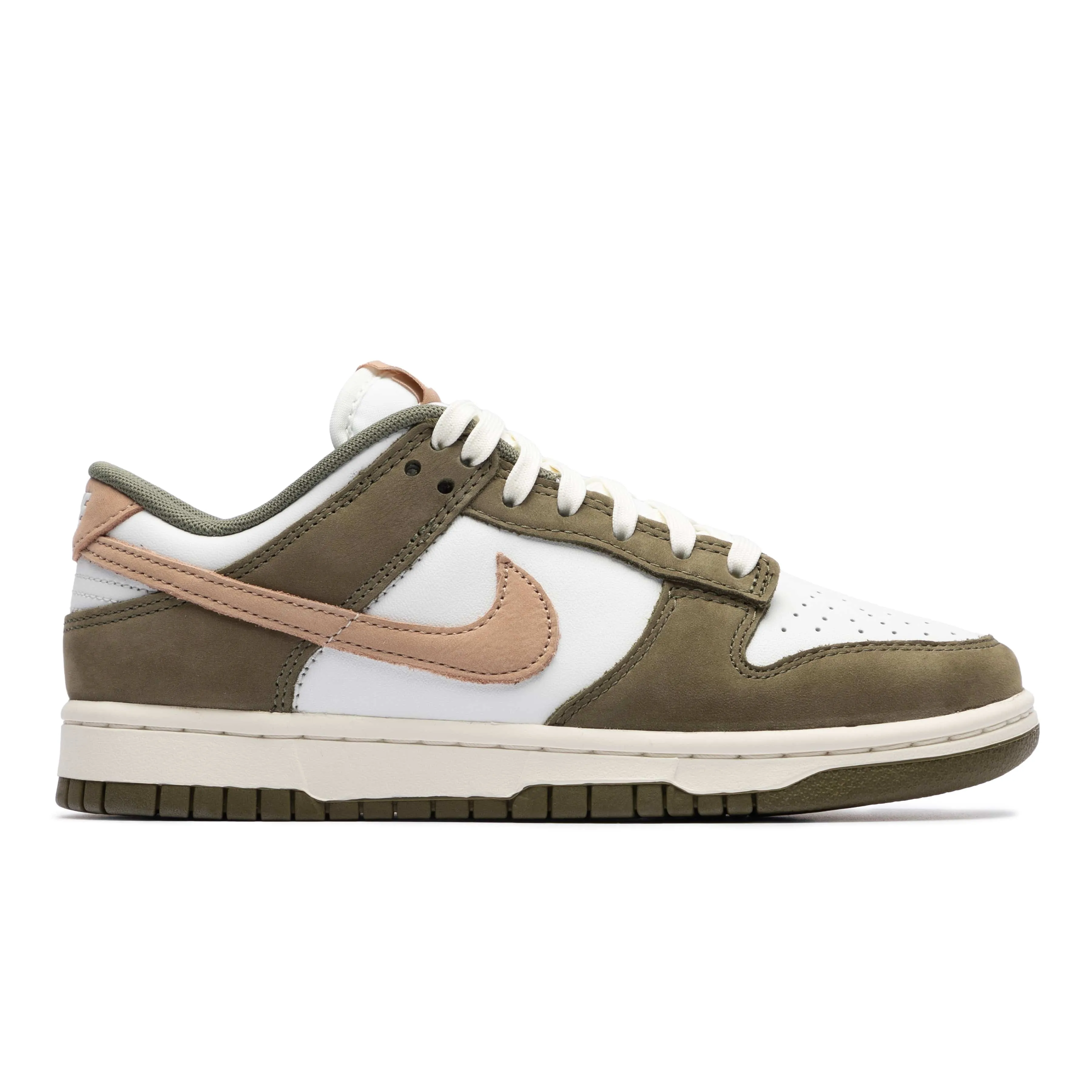 NIKE DUNK LOW RETRO PRM [FQ8250-200] | Bodega