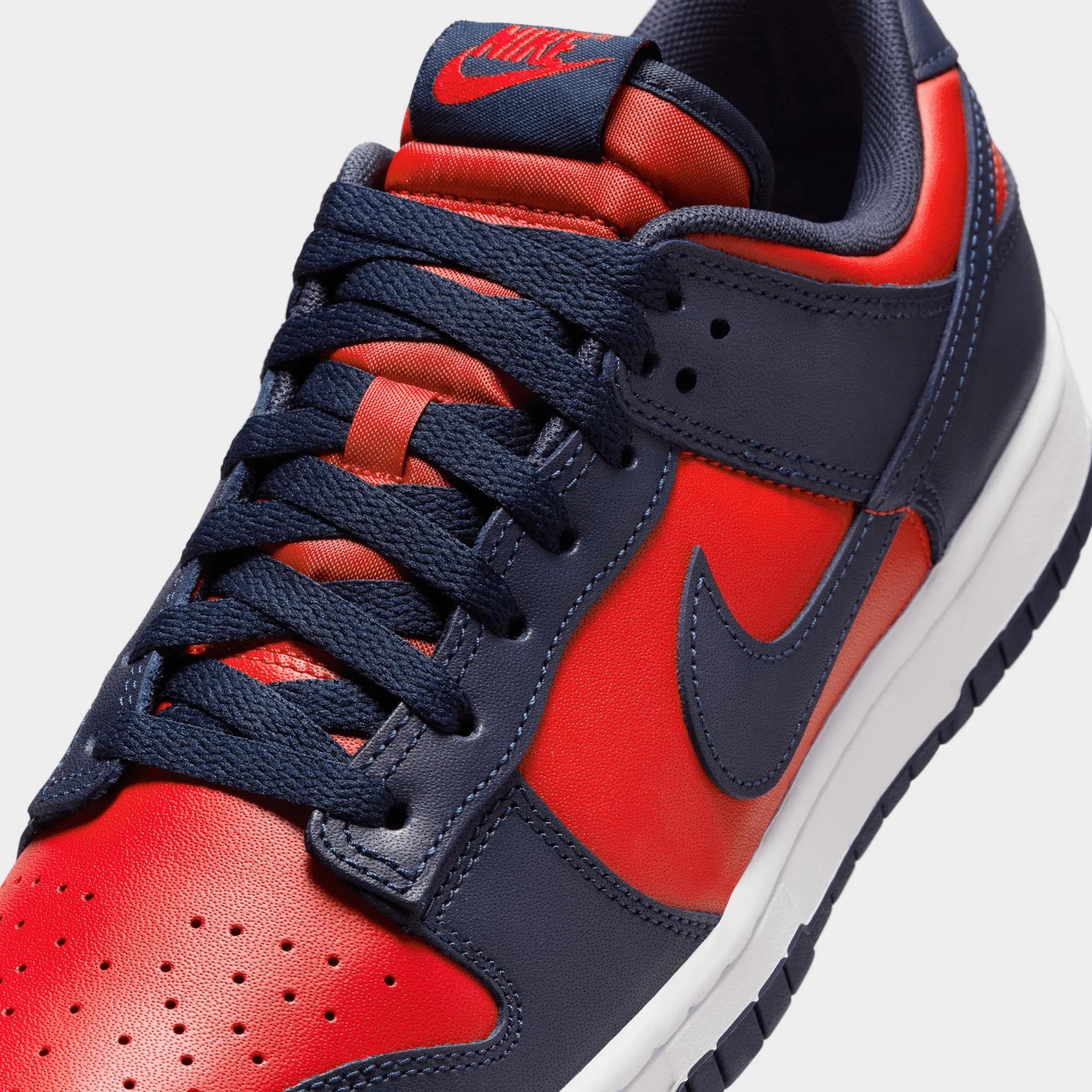 Nike Dunk Low Retro University Red / Obsidian - White