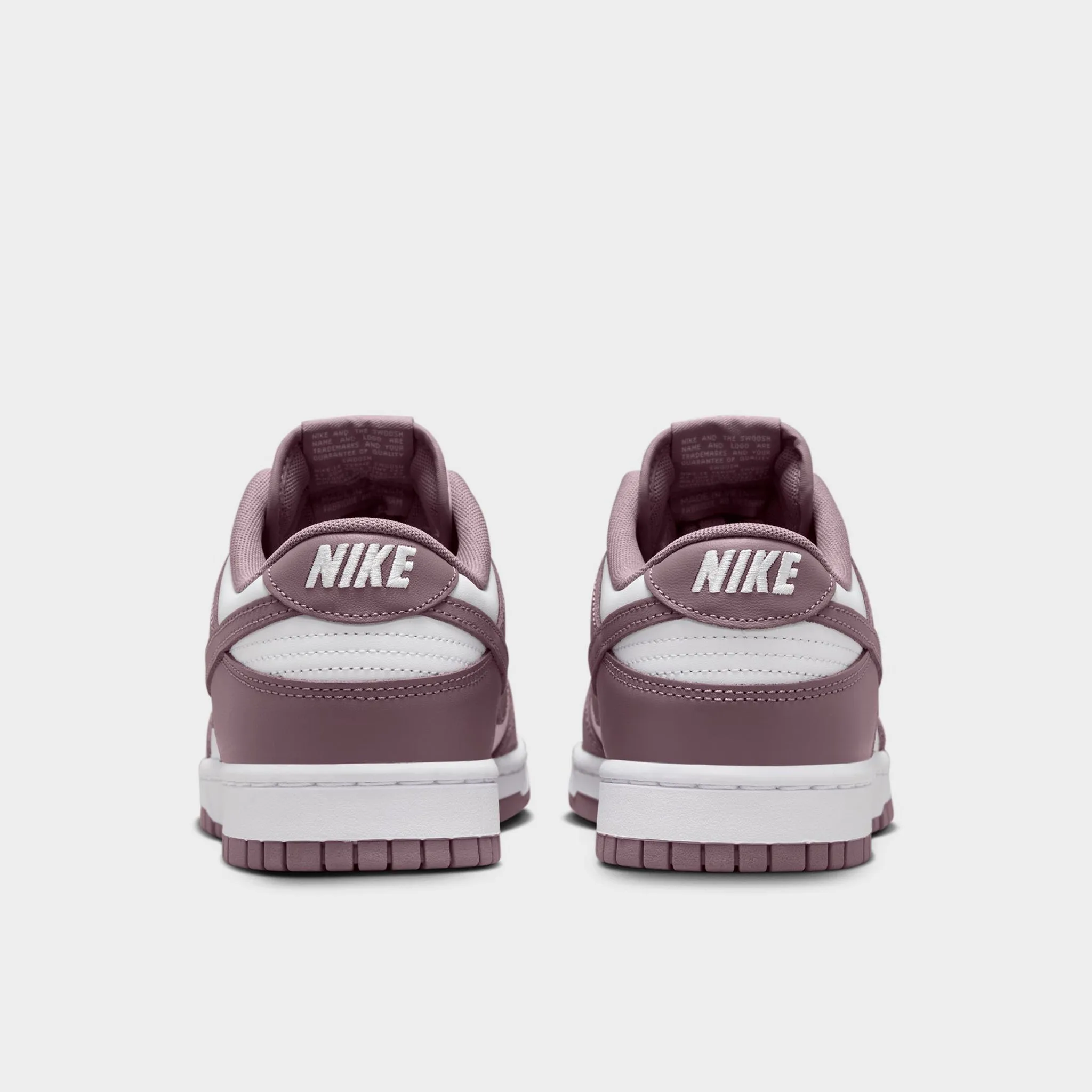 Nike Dunk Low Retro White / Taupe Grey - White