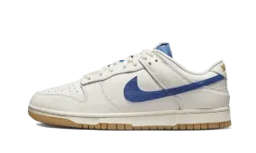 Nike Dunk Low SE Sail Dark Marina Blue