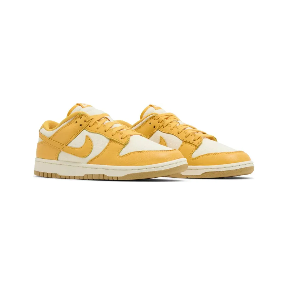 Nike Dunk Low ‘University Gold’