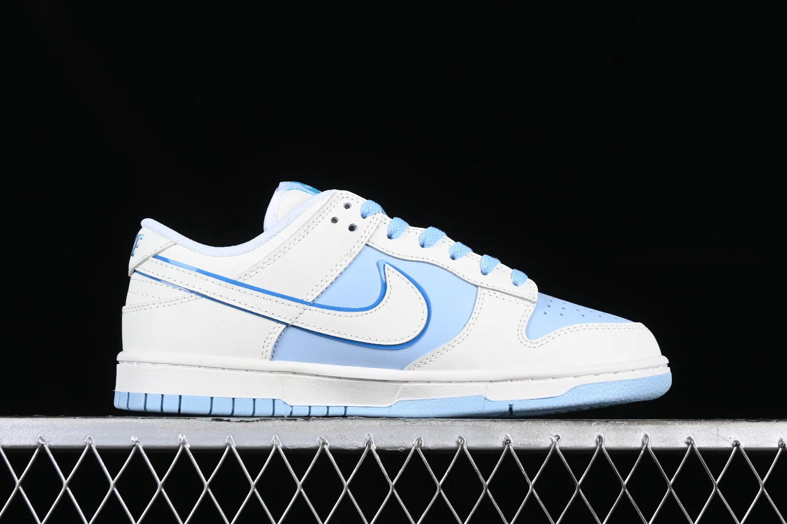 Nike SB Dunk Low Blue White XH1733-002