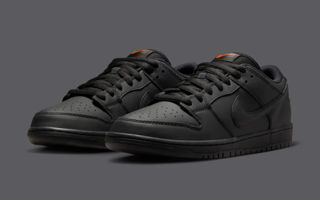 Nike SB Dunk Low Pro Triple Black