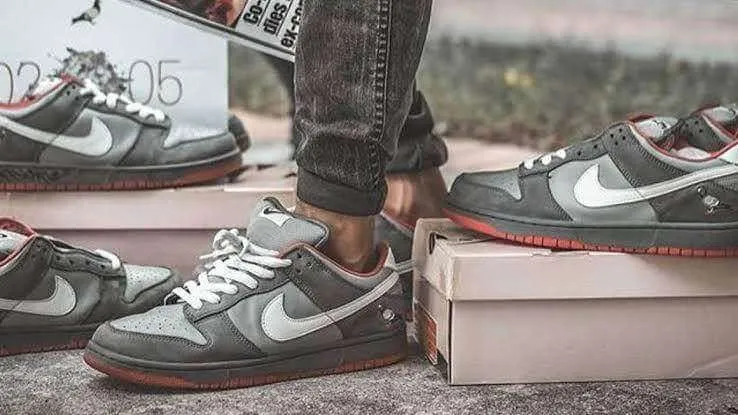 NIKE SB DUNK NYC GREY