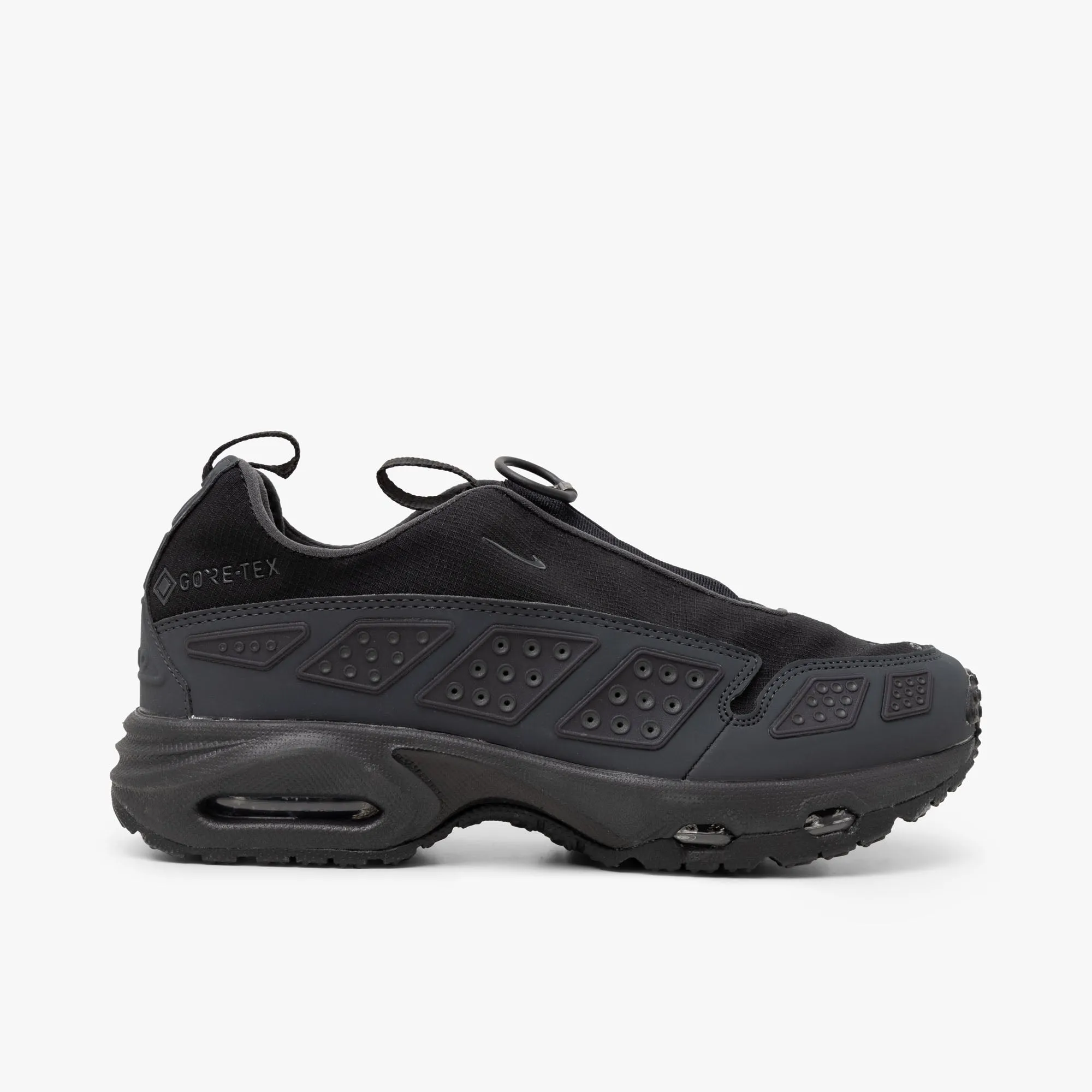 Nike Women's Air Max SNDR GORE-TEX Black / Dark Smoke Grey