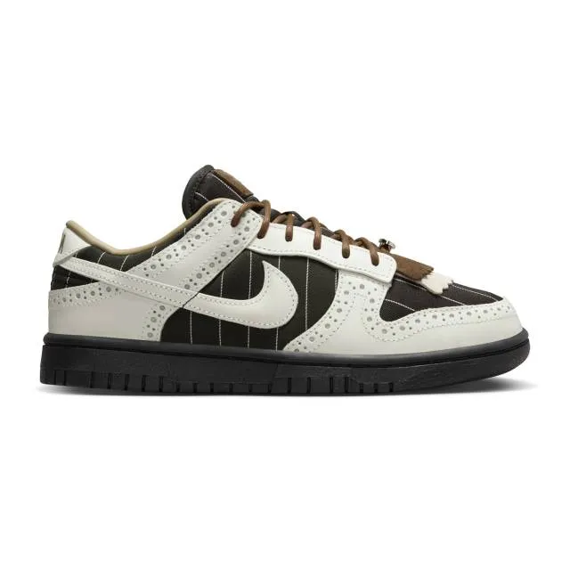 Nike Women's Dunk Low LX (Brogue/ Summit White/ Cacao Wo...