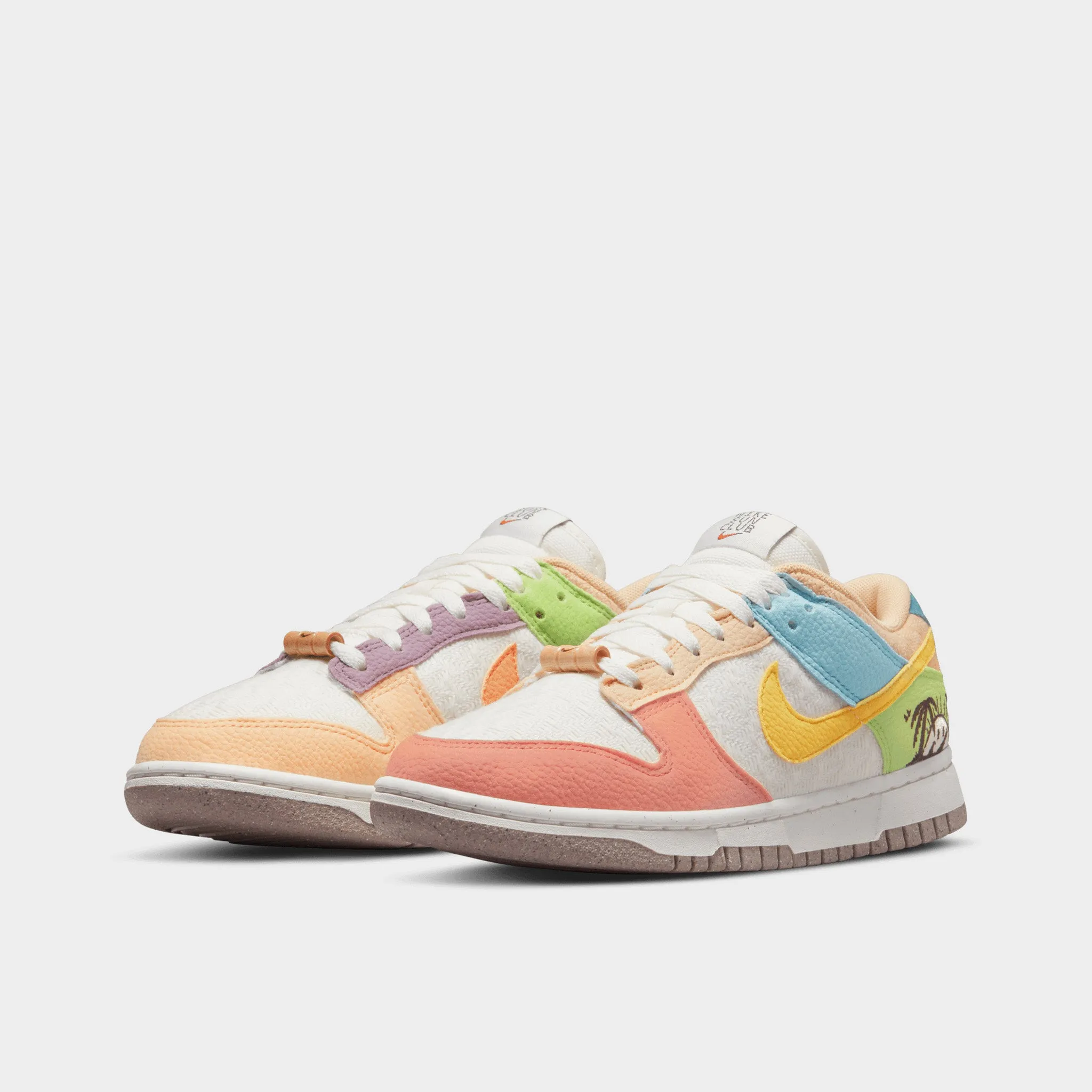 Nike Women's Dunk Low SE Sail / Sanded Gold - Lt Madder Root