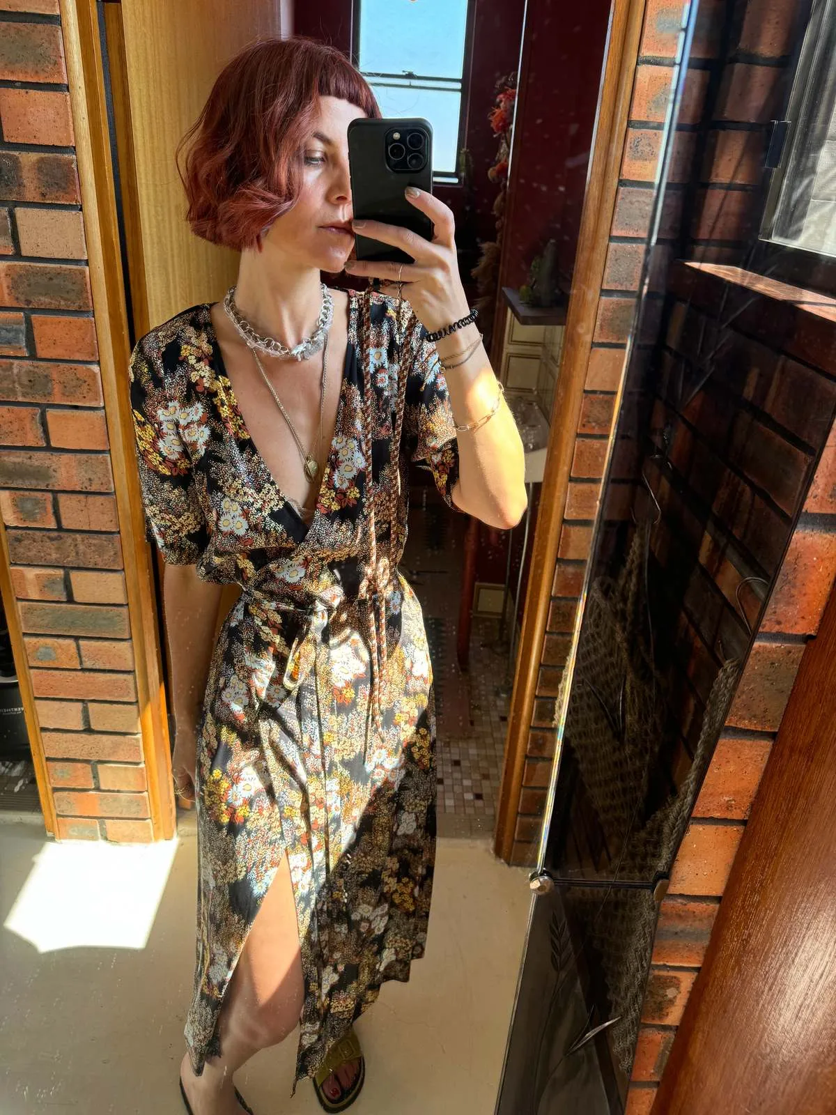 STORE FLORAL WRAP DRESS - Prints