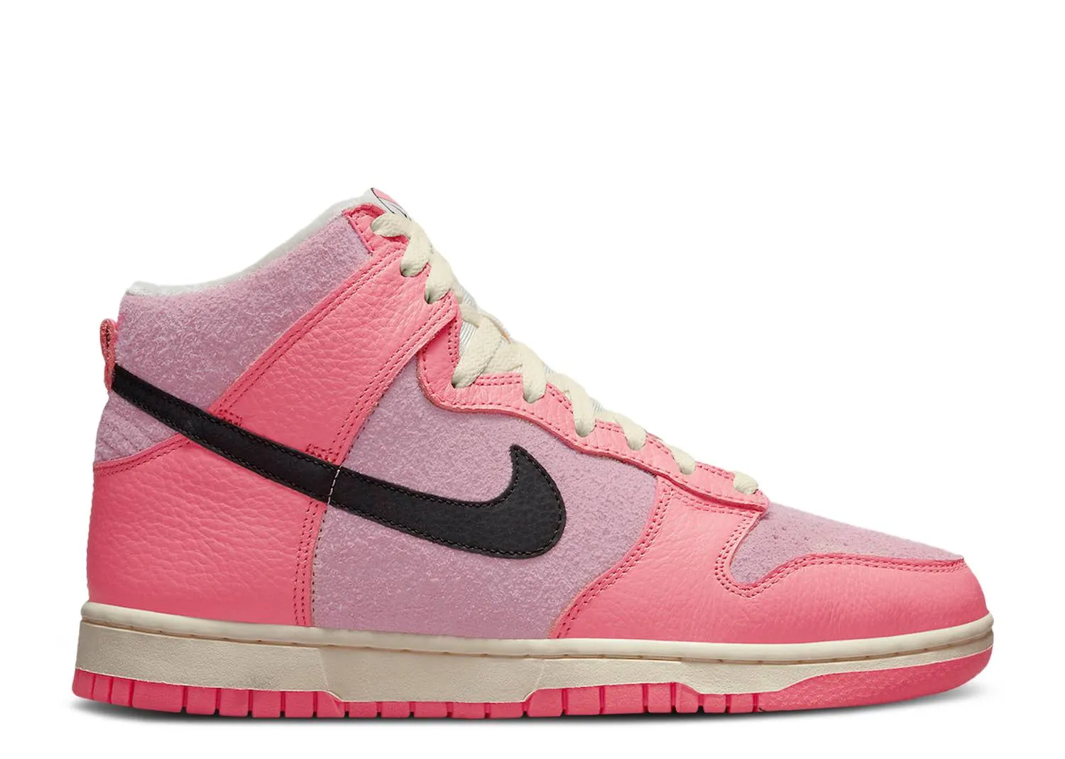 Wmns Nike Dunk High Hoops (Myrtle Beach Location)