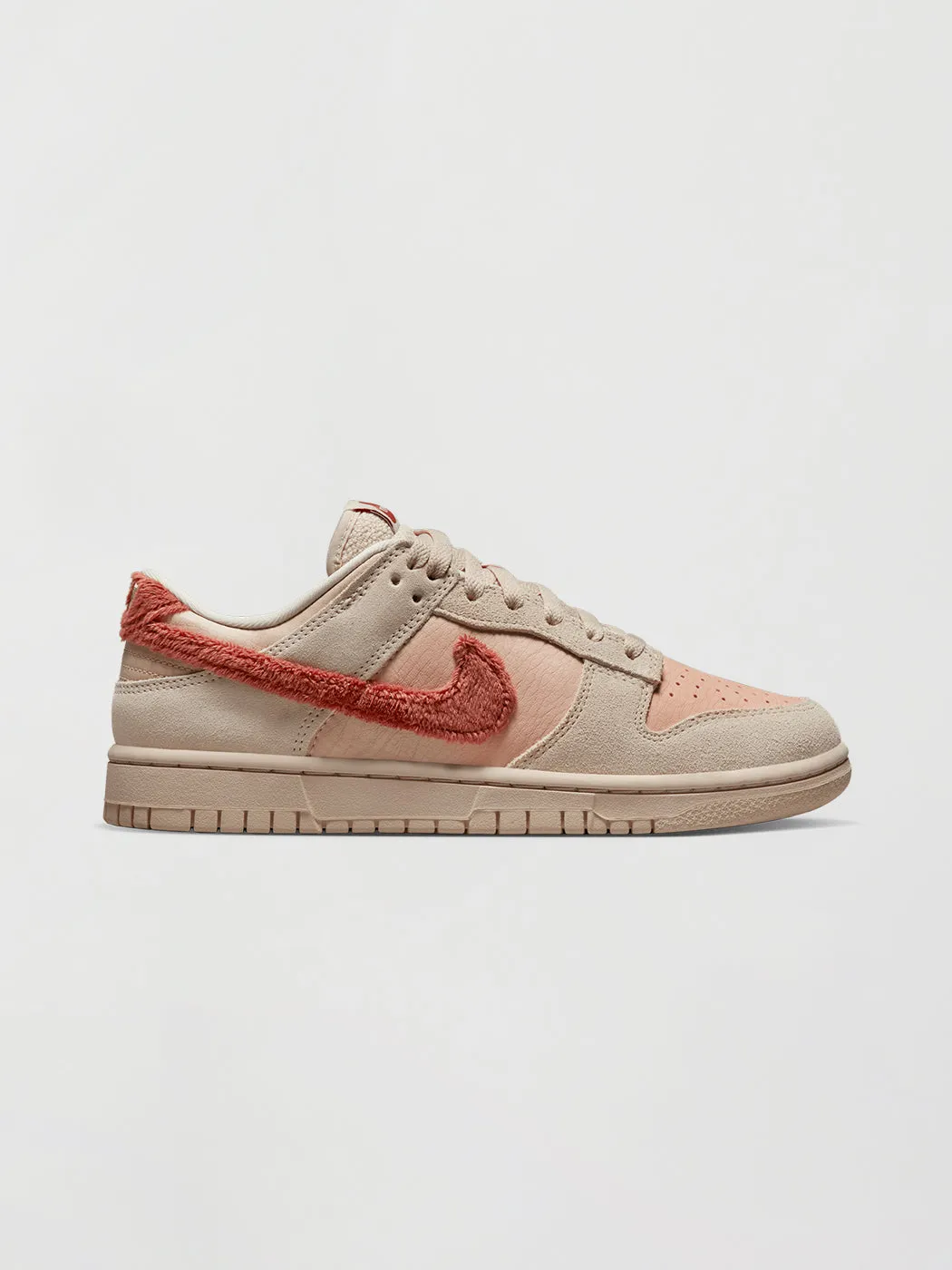 WMNS NIKE DUNK LOW - SHIMMER/MARS STONE-SANDDRIFT-PEARL WHITE