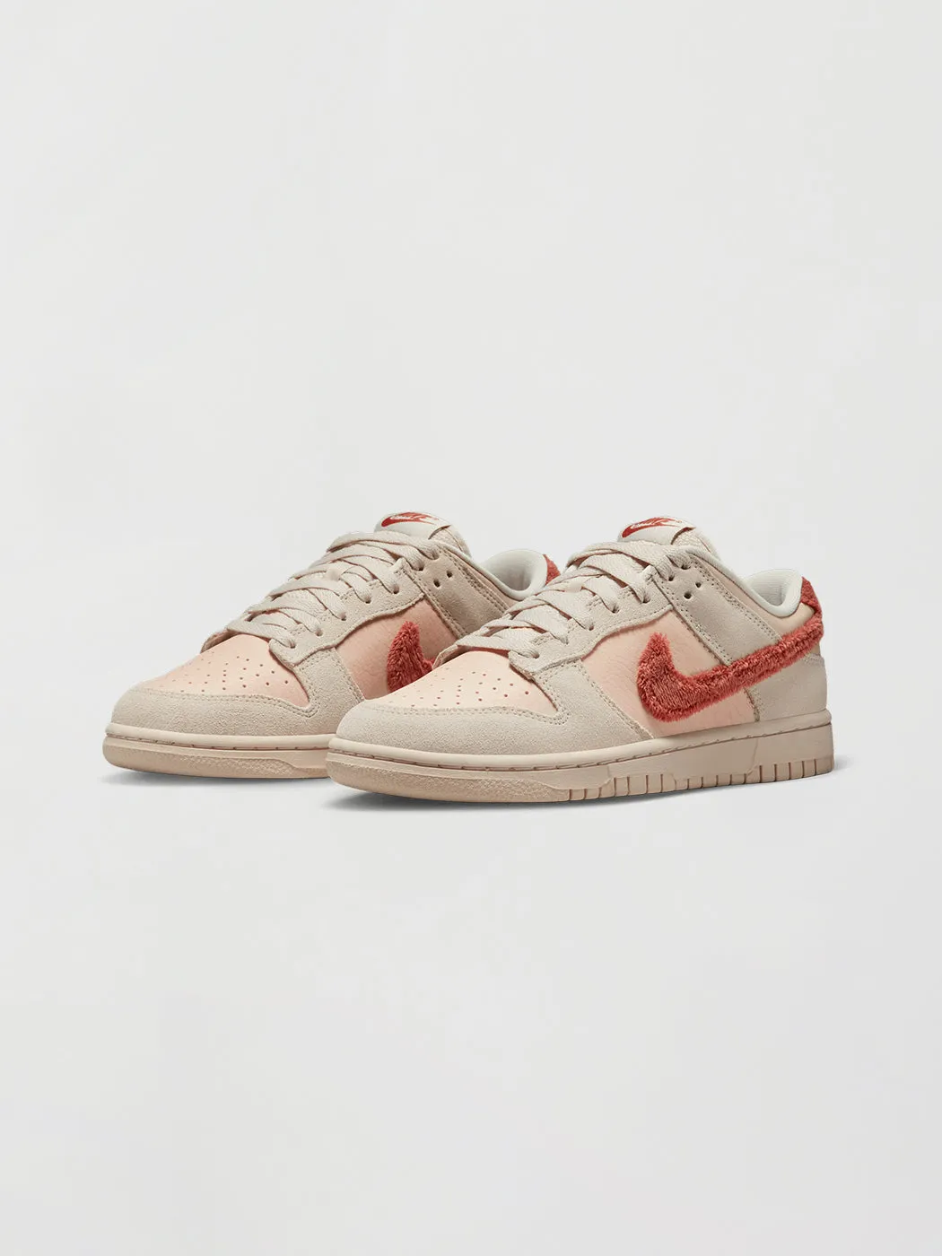 WMNS NIKE DUNK LOW - SHIMMER/MARS STONE-SANDDRIFT-PEARL WHITE